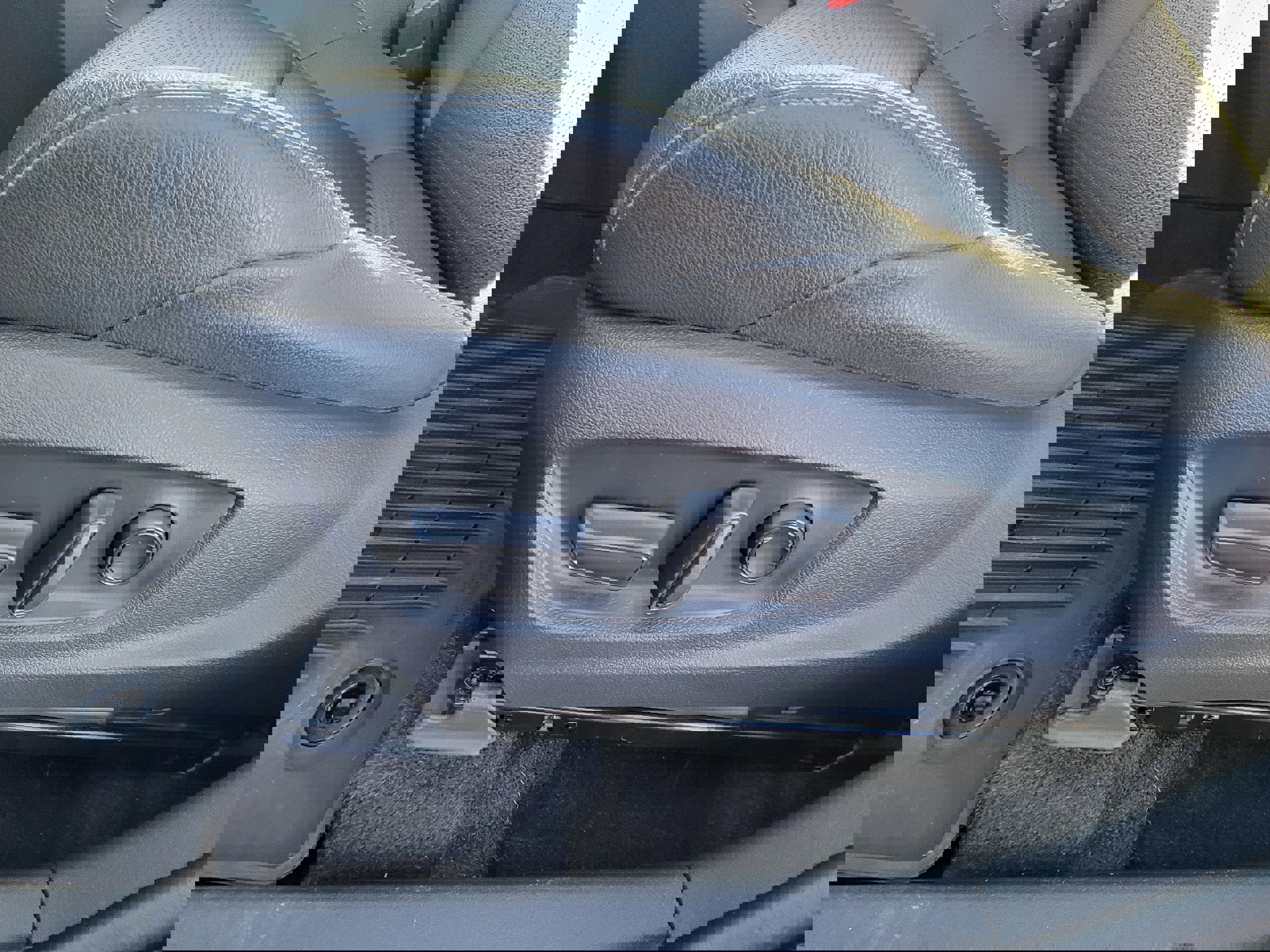 Certified 2023 Subaru Solterra AWD image 27