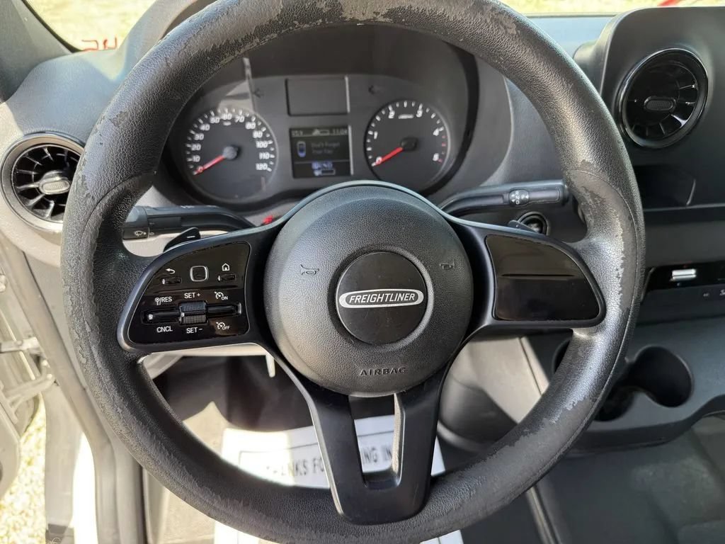 Used 2019 Freightliner Sprinter 144 RWD image 23