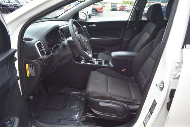 Used 2022 Kia Sportage LX FWD image 16