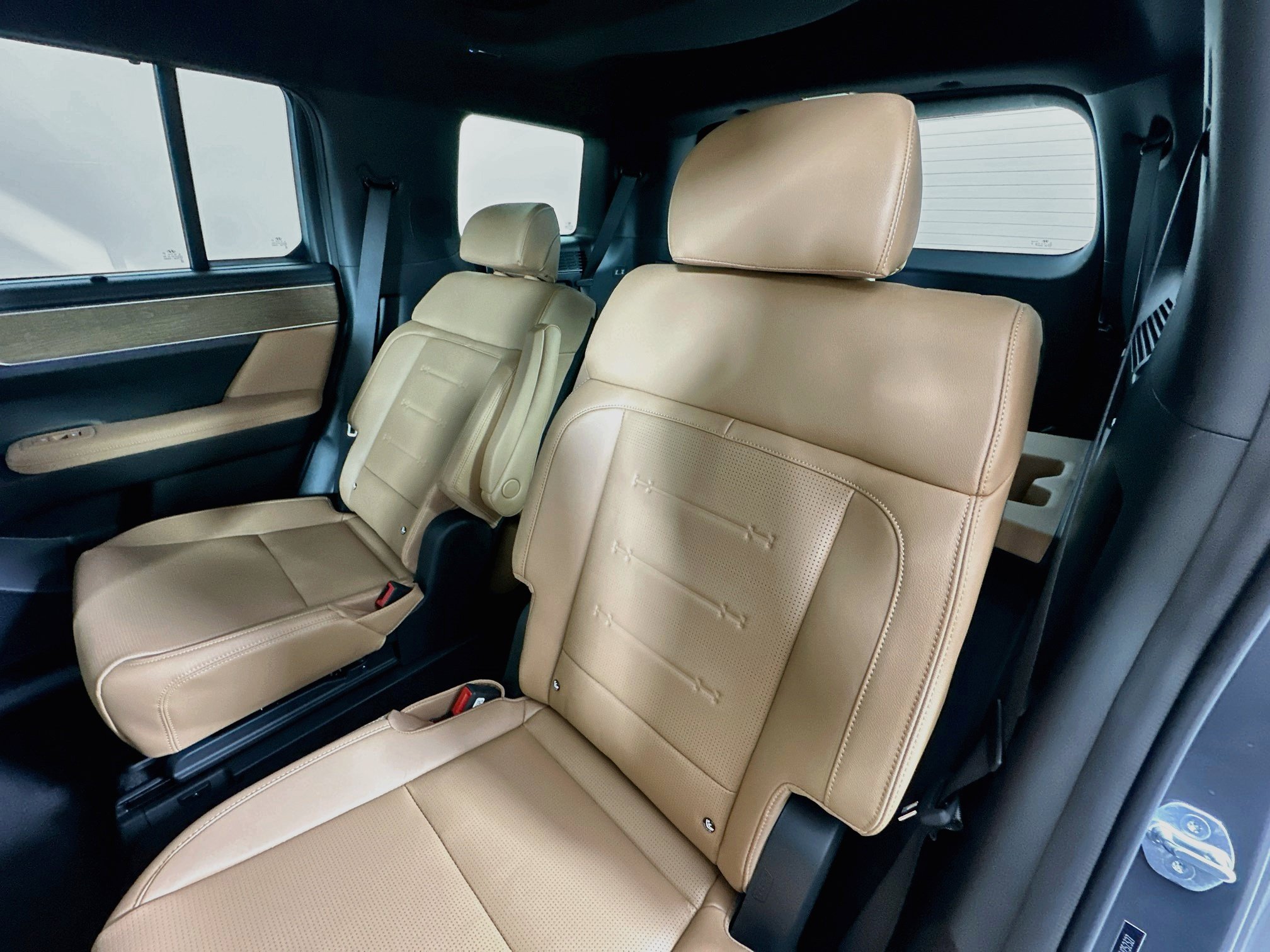 New 2027 Hyundai Santa Fe Limited AWD/4WD image 25