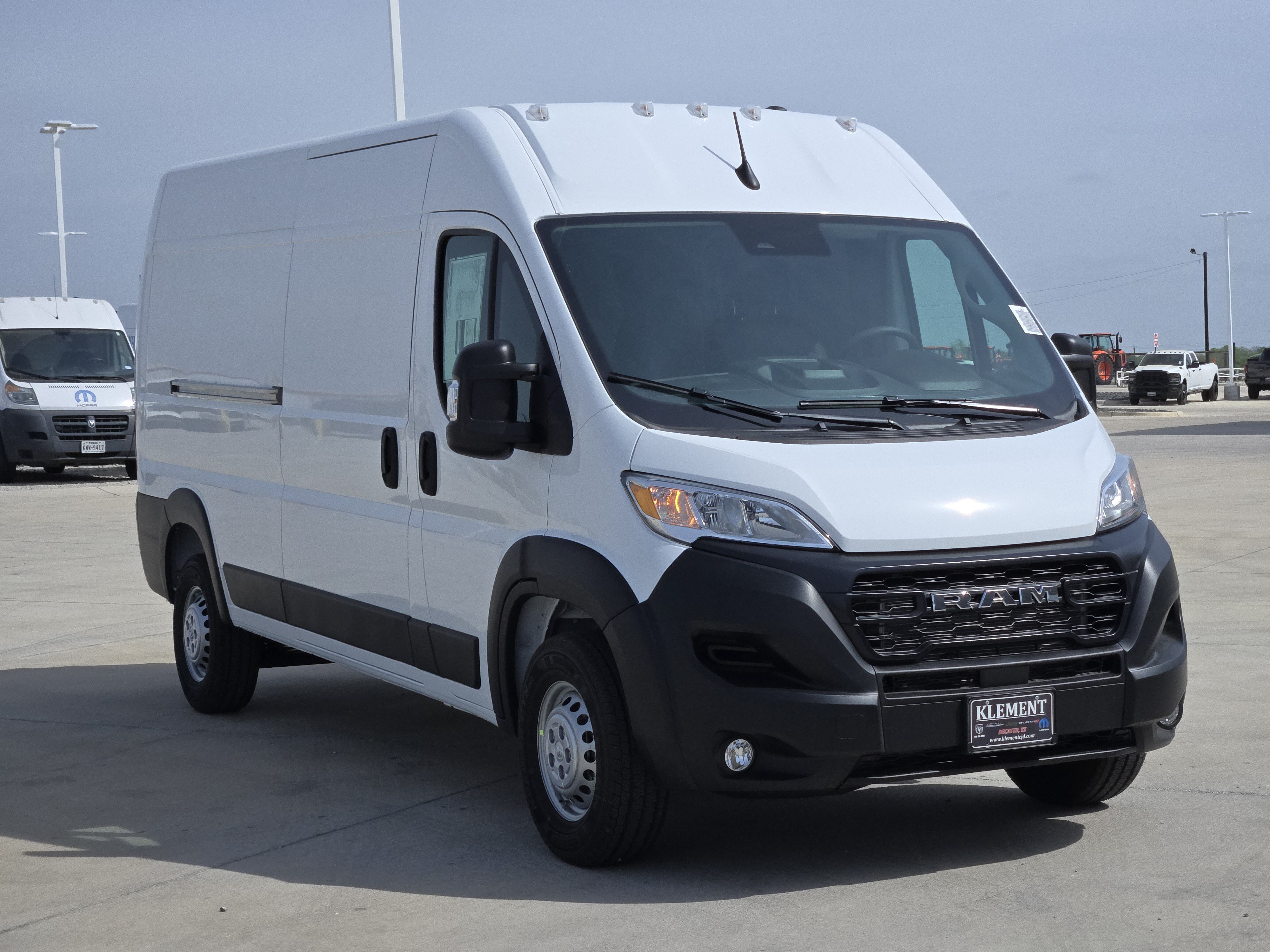 New 2026 RAM ProMaster 2500 w/ Convenience Group FWD image 2