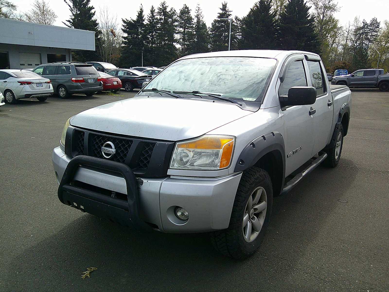 Used 2014 Nissan Titan S image 1
