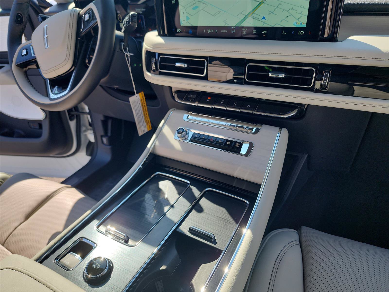 New 2026 Lincoln Aviator Reserve w/ Luxury Package RWD image 29