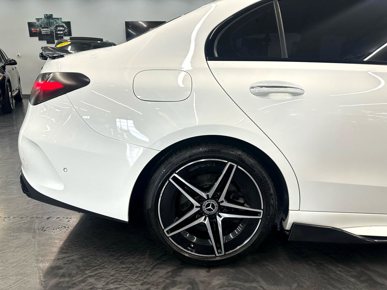 Used 2022 Mercedes-Benz C 300 4MATIC Sedan image 11