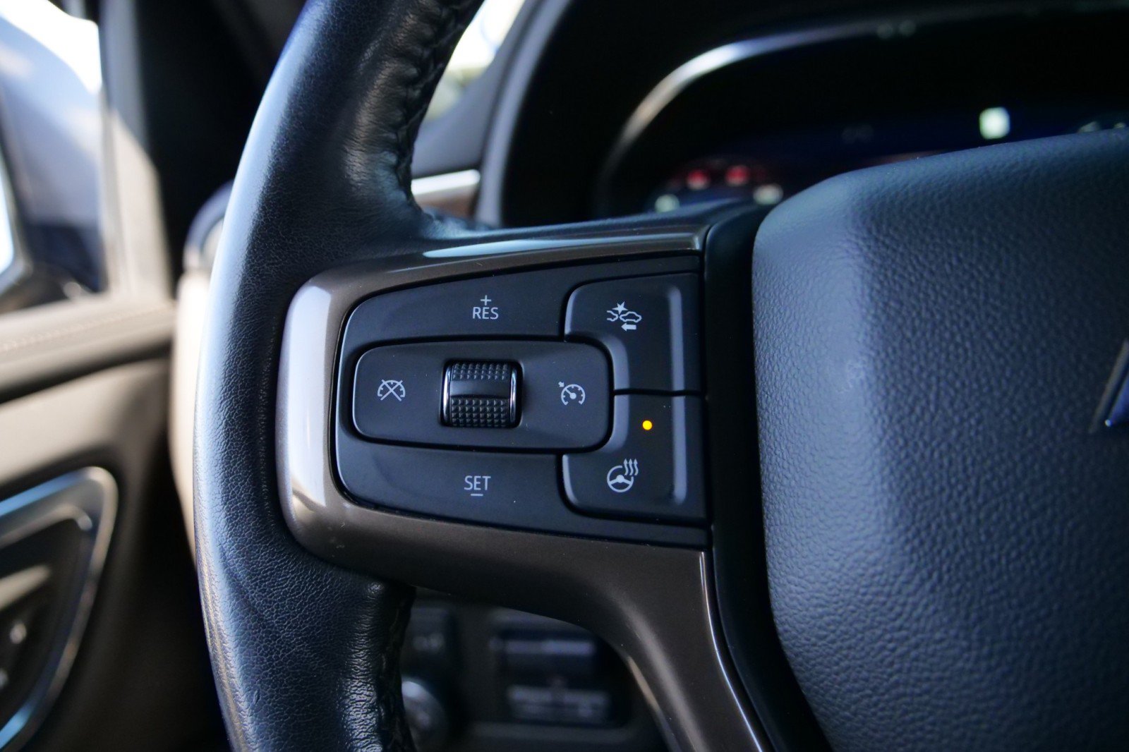 Used 2022 Chevrolet Tahoe High Country AWD/4WD image 19