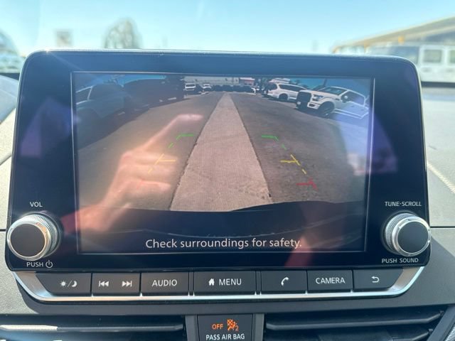 Used 2024 Nissan Altima 2.5 SR FWD image 16