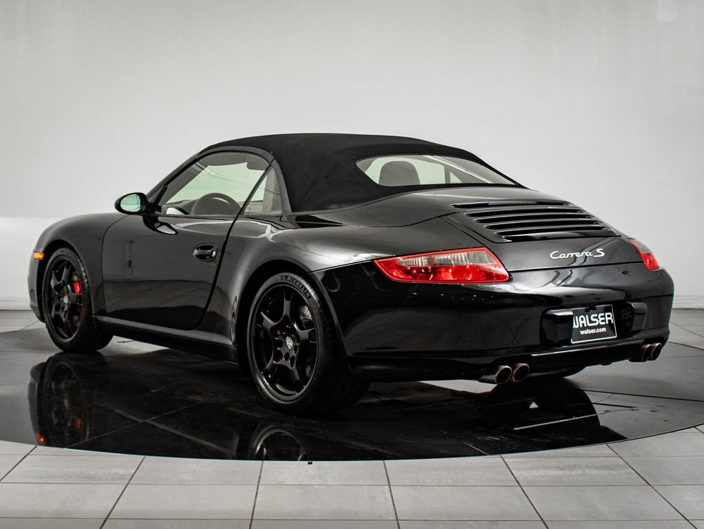 Used 2005 Porsche 911 Carrera S image 3