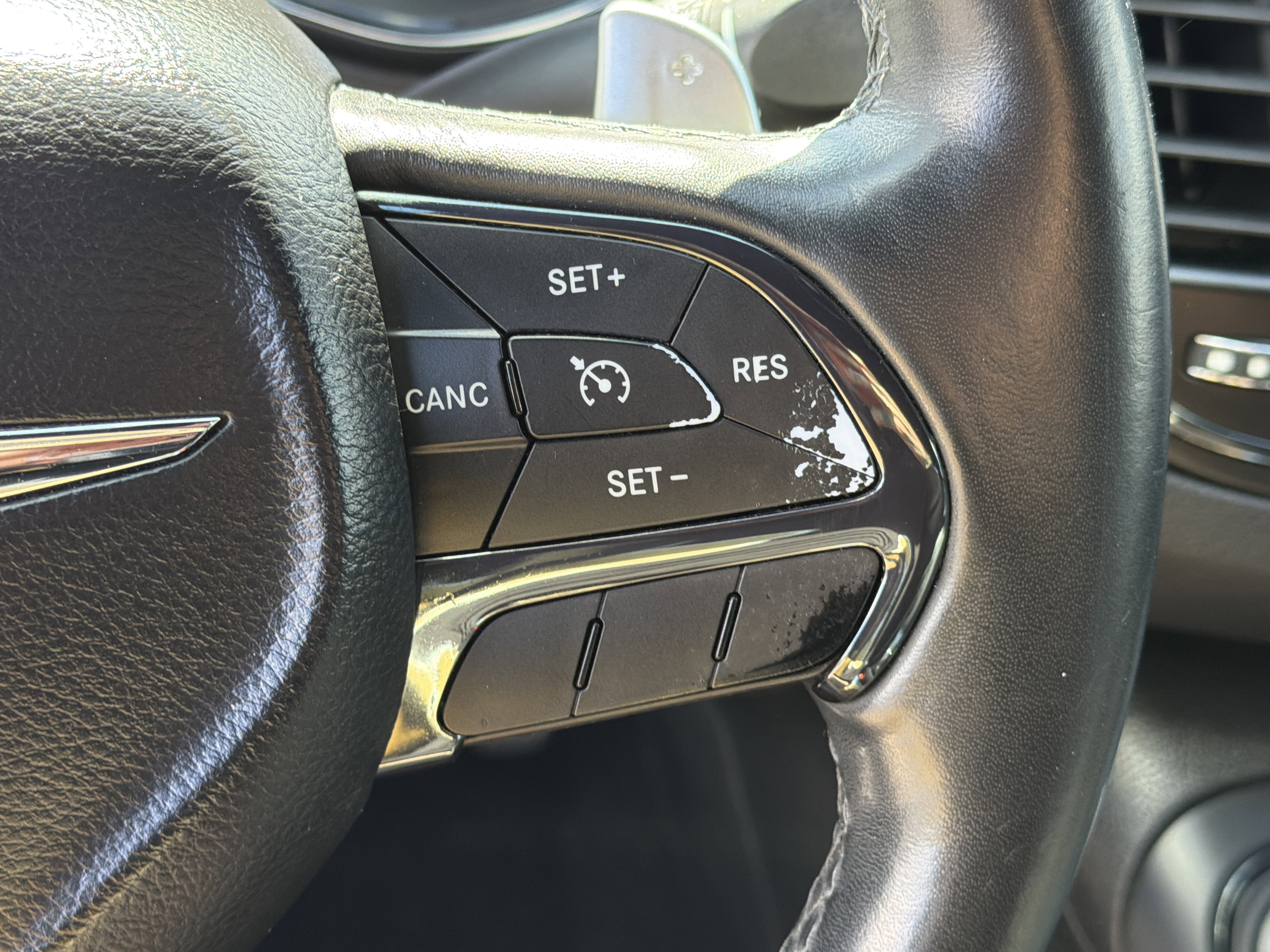 Used 2015 Chrysler 200 S w/ Navigation & Sound Group I image 22