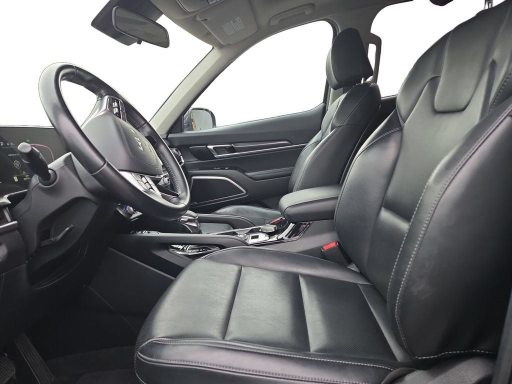 Used 2025 Kia Telluride S AWD/4WD image 22