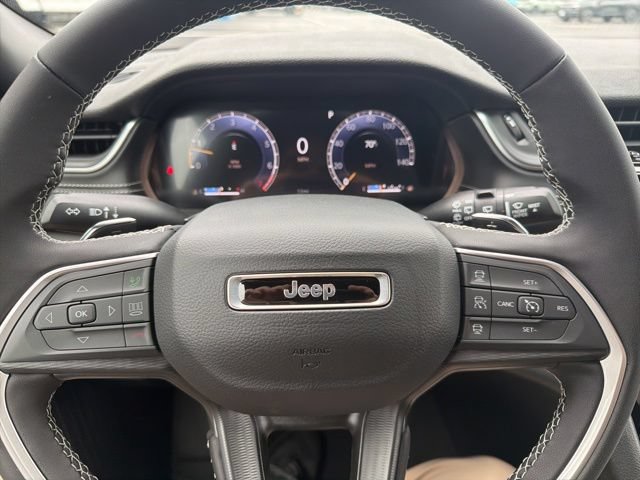 New 2026 Jeep Grand Cherokee Laredo RWD image 12