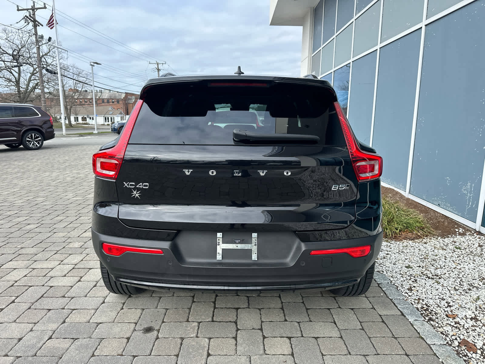 Used 2023 Volvo XC40 B5 Plus w/ Protection Package Premier image 20