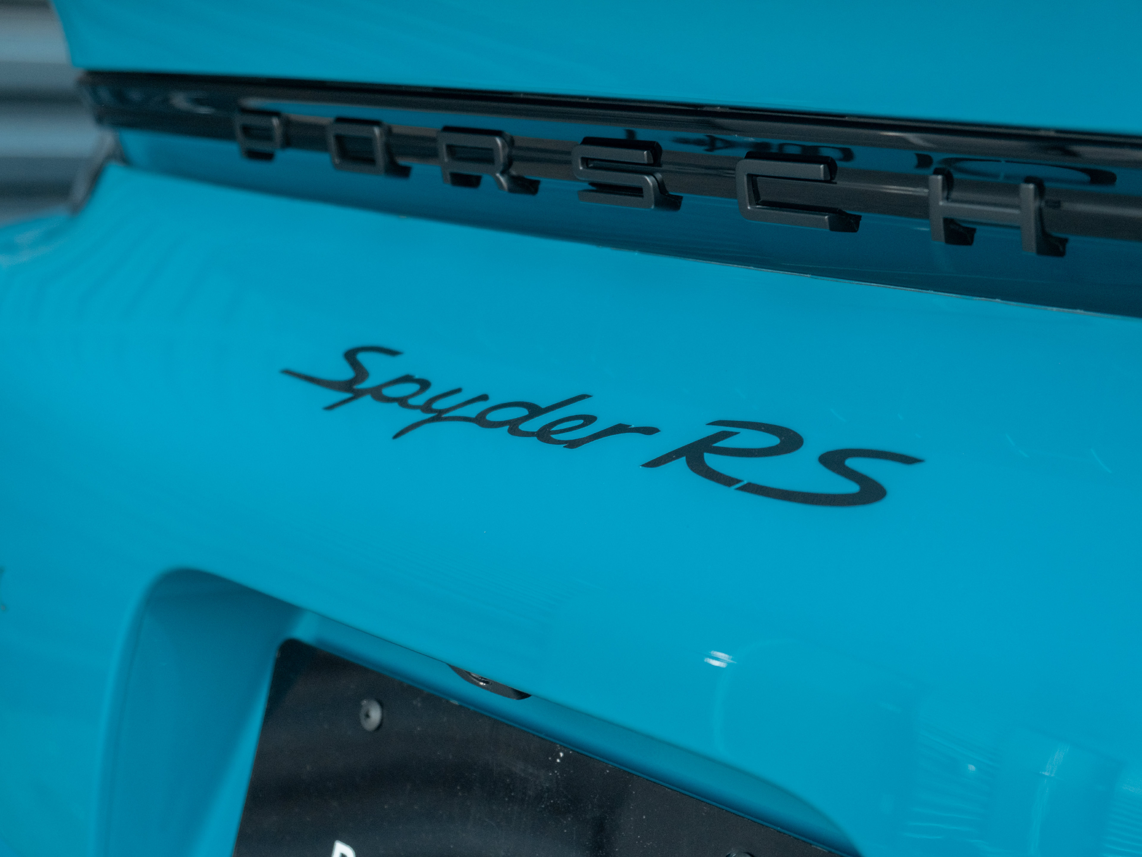 Certified 2024 Porsche 718 Boxster Spyder RS RWD image 34