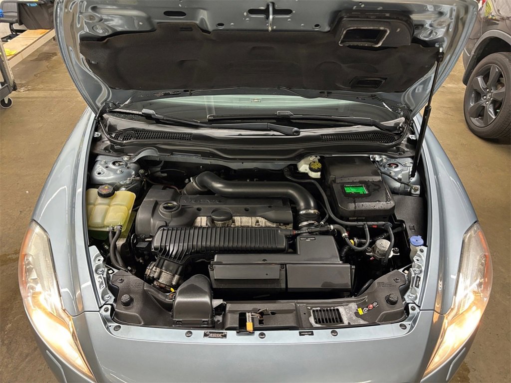 Used 2013 Volvo C70 T5 image 9