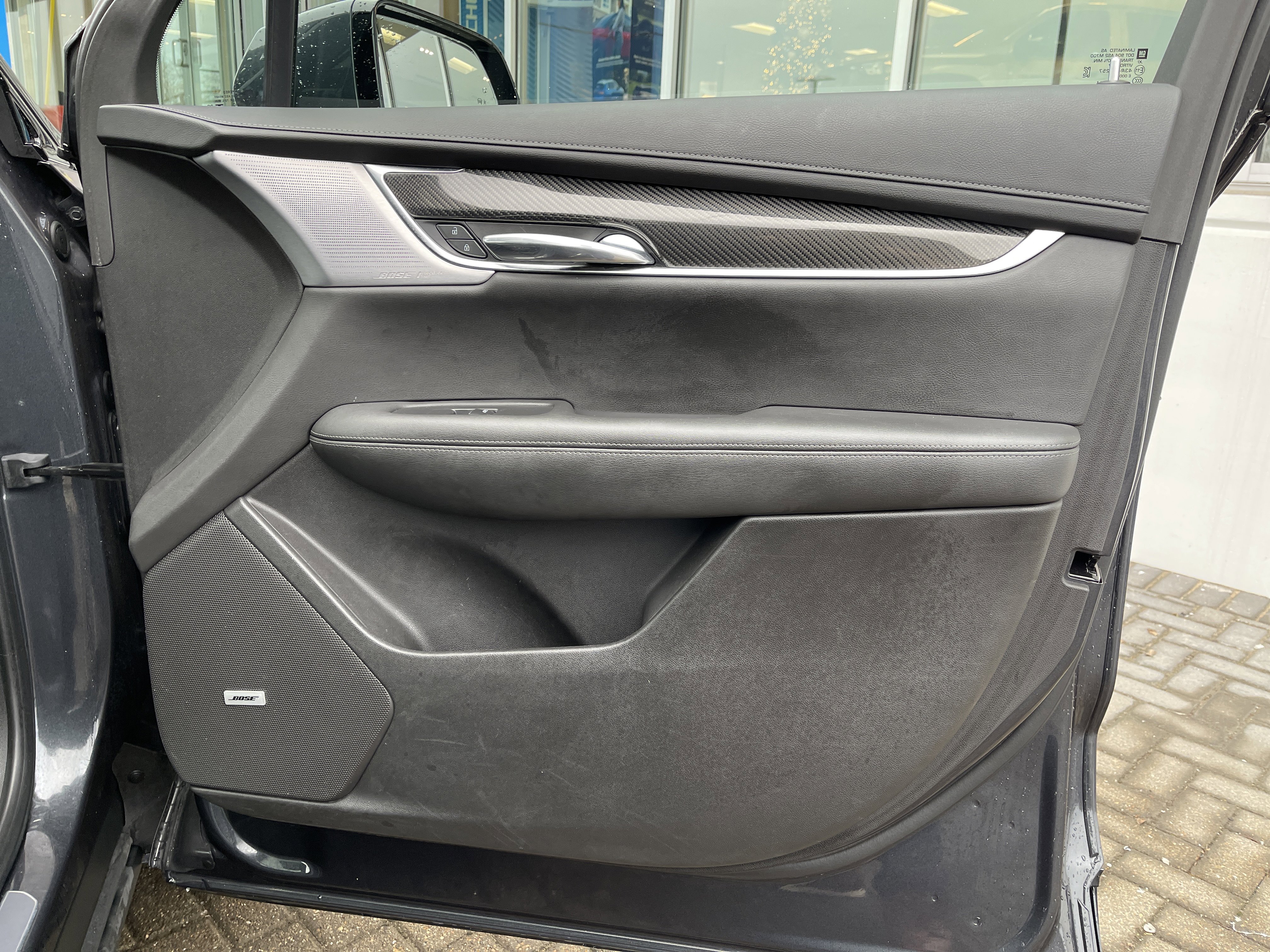 Used 2023 Cadillac XT6 Sport w/ Technology Package image 39