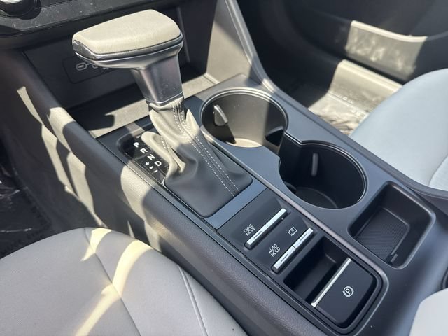 Used 2025 Hyundai Sonata SE FWD image 19