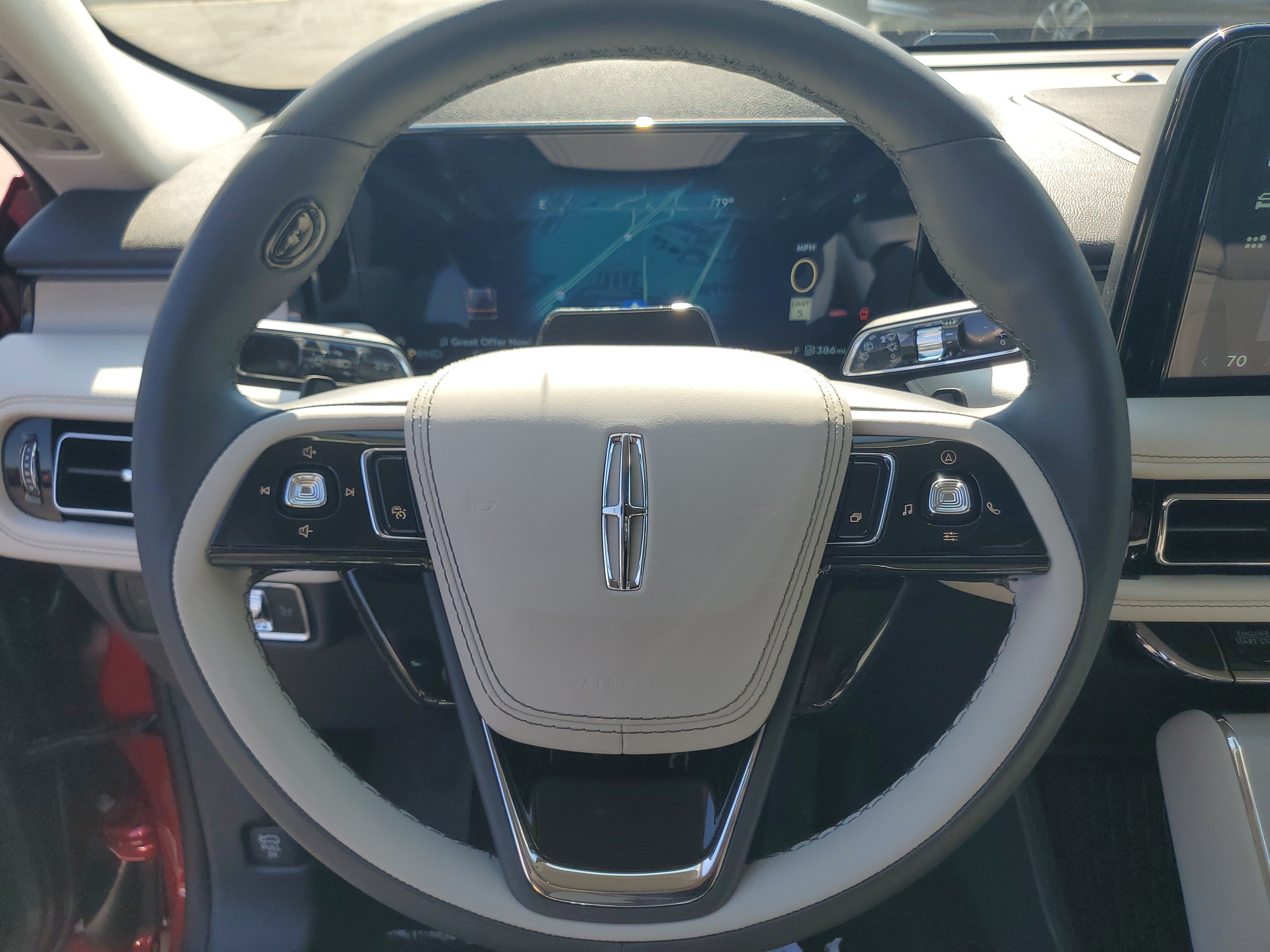 New 2026 Lincoln Aviator Reserve AWD/4WD image 15