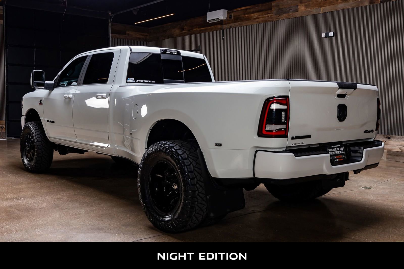 Used 2024 RAM 3500 Laramie w/ Night Edition AWD/4WD image 7