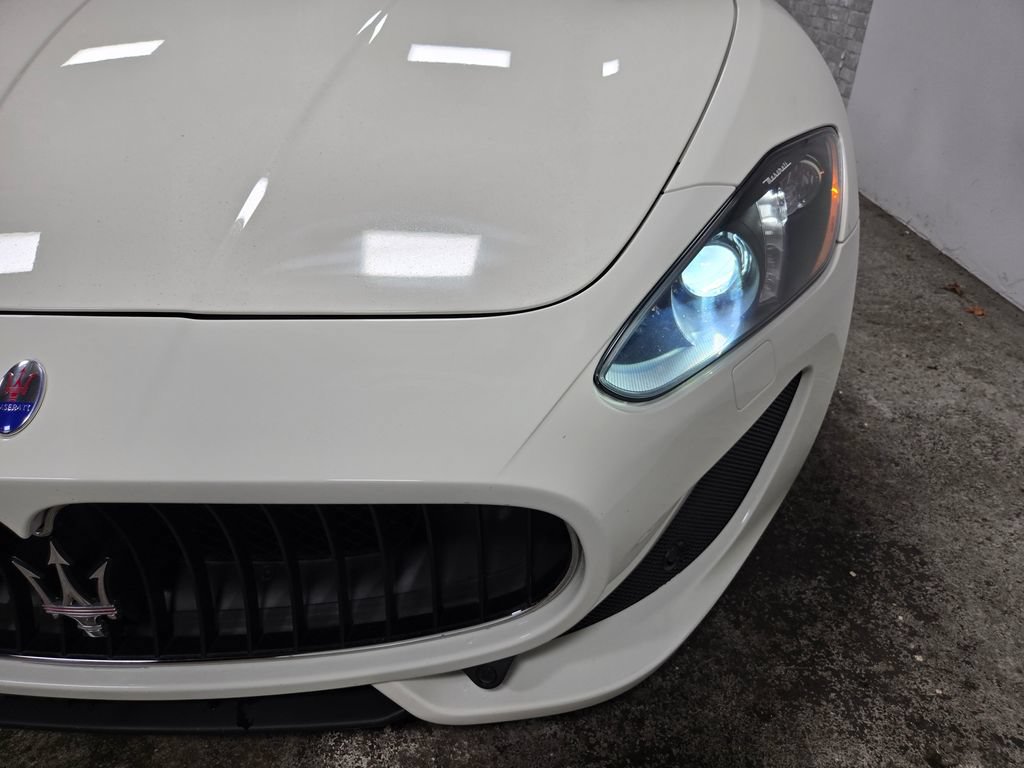 Used 2016 Maserati GranTurismo Sport RWD image 9