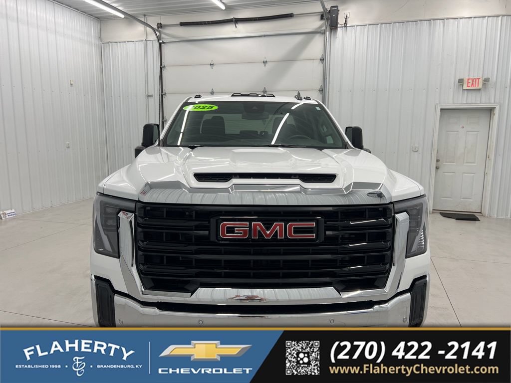 Used 2025 GMC Sierra 2500 Pro w/ 1SA Pro Safety Plus Package AWD/4WD image 7