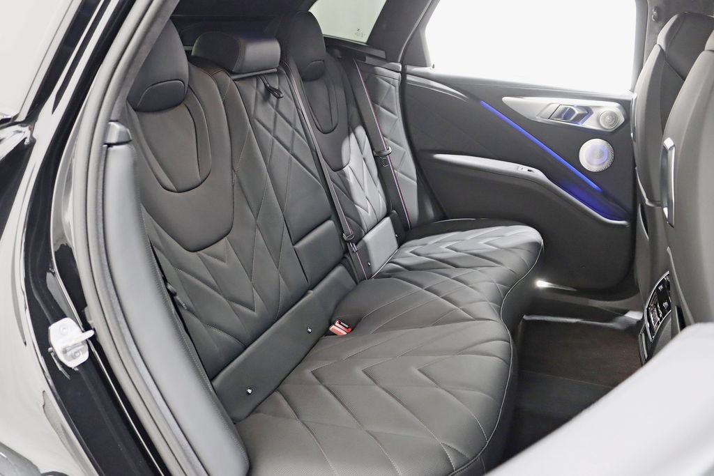 Used 2023 BMW XM AWD/4WD image 33