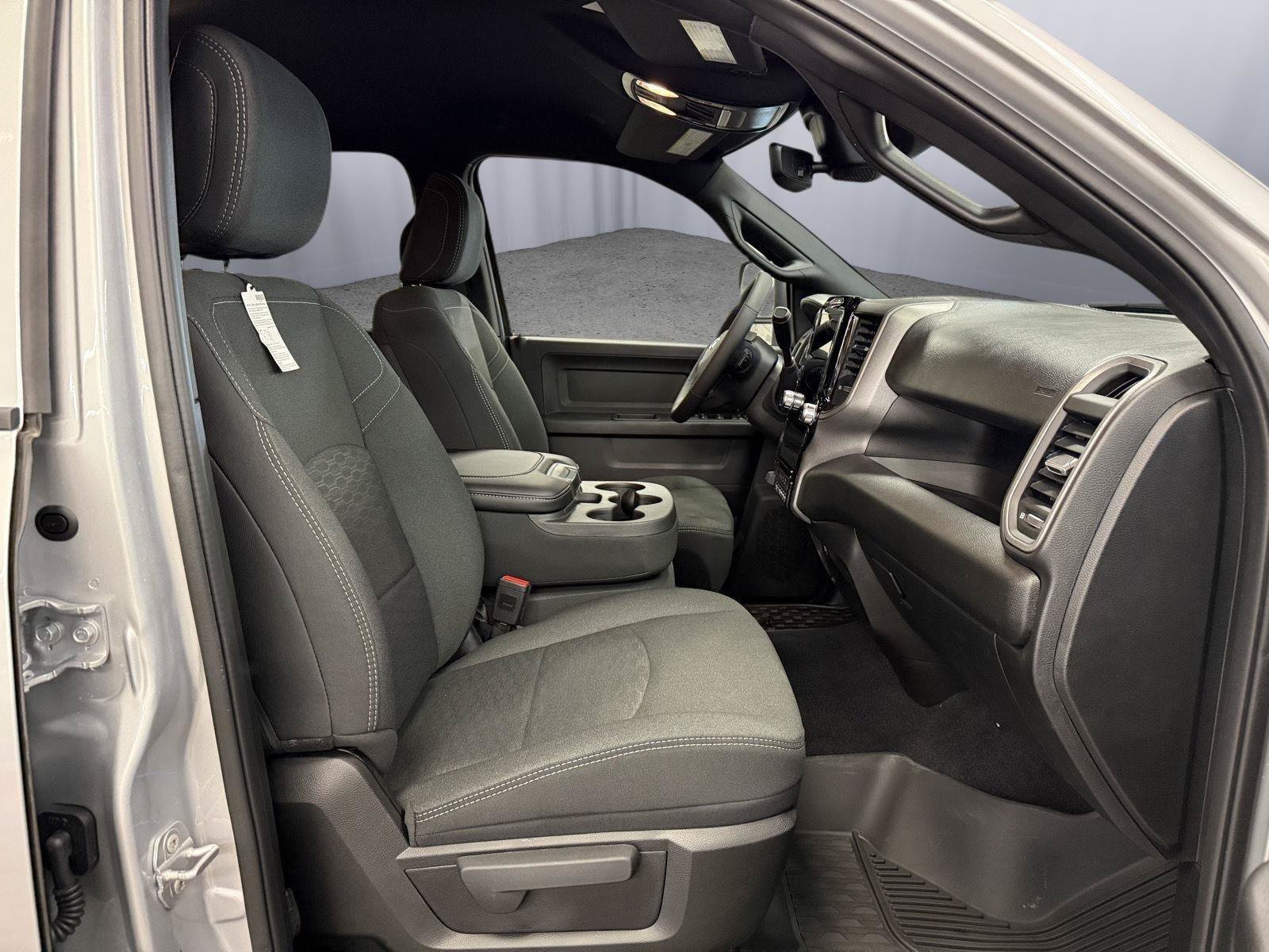 New 2026 RAM 2500 Tradesman AWD/4WD image 37