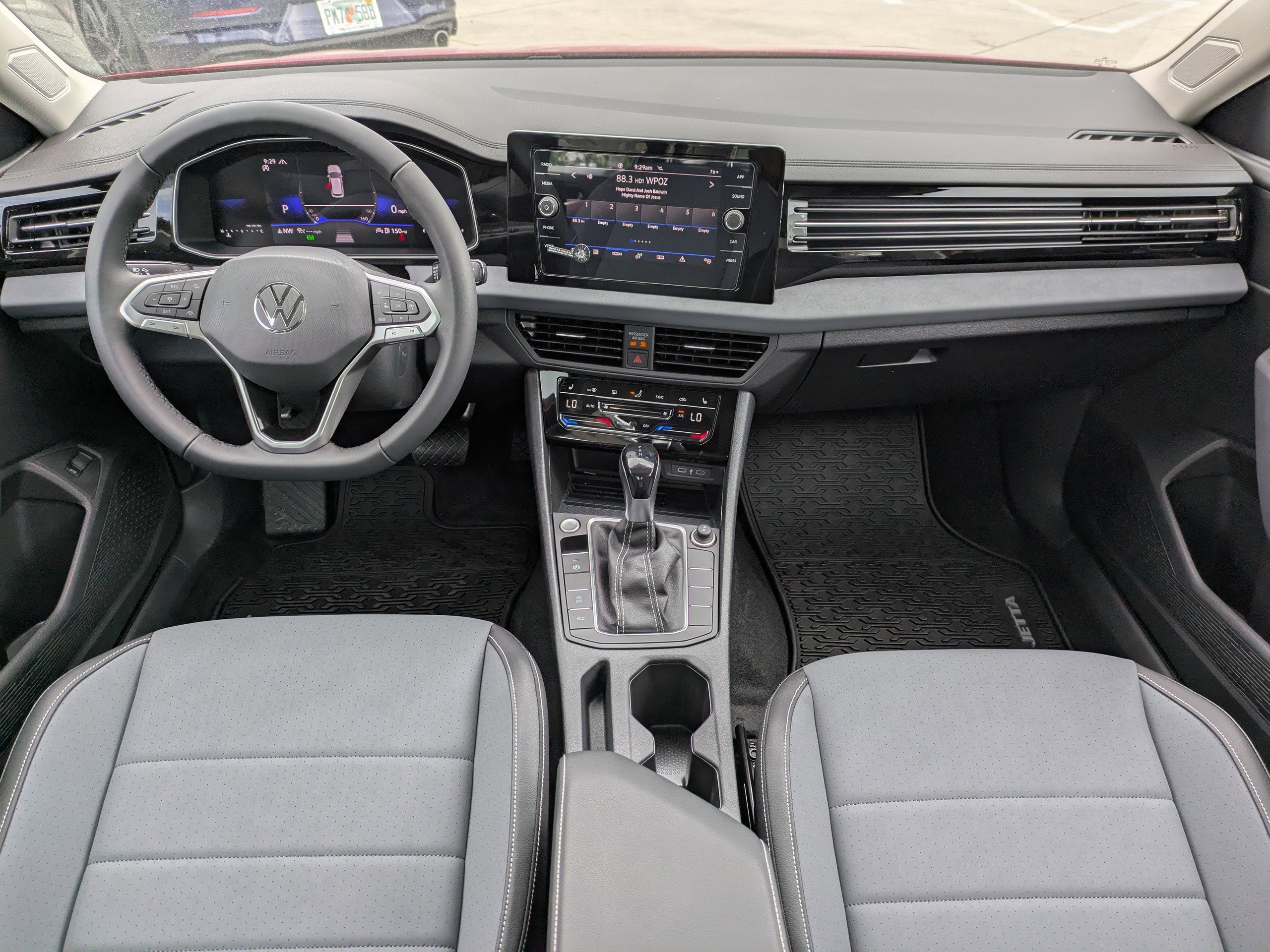 New 2026 Volkswagen Jetta SE FWD image 14