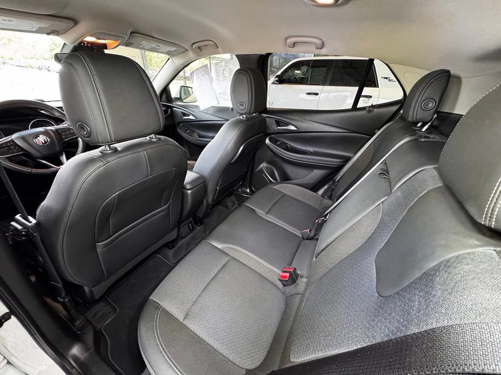 Used 2021 Buick Encore GX Select w/ Advanced Technology Package FWD image 41