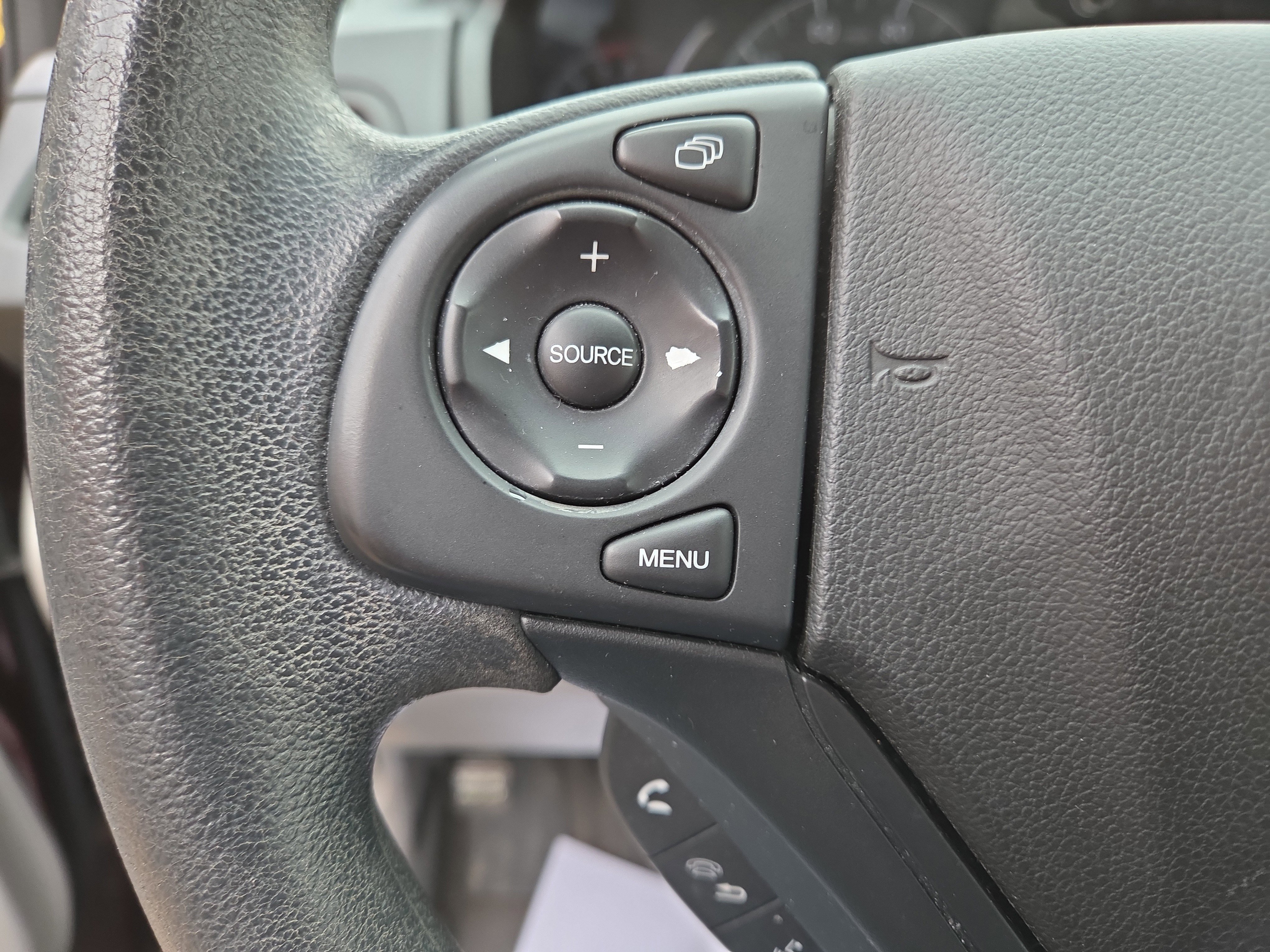 Used 2013 Honda CR-V LX image 17