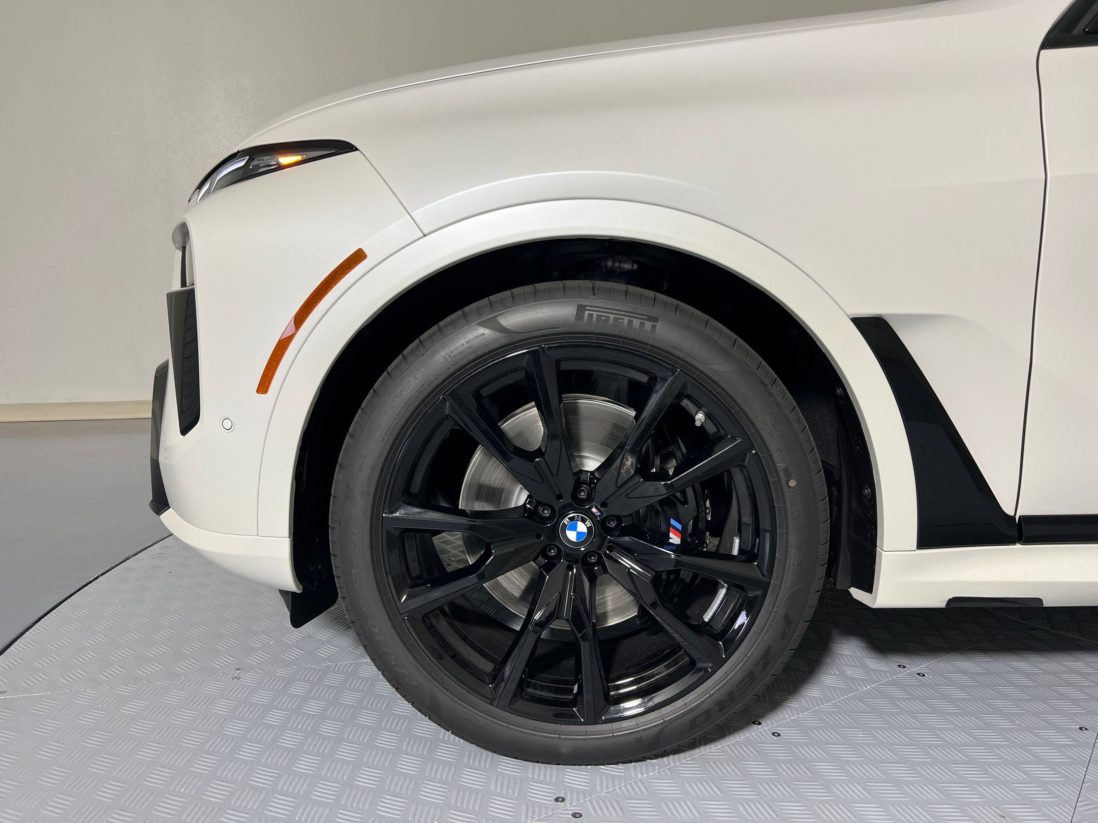 New 2026 BMW X7 xDrive40i image 11