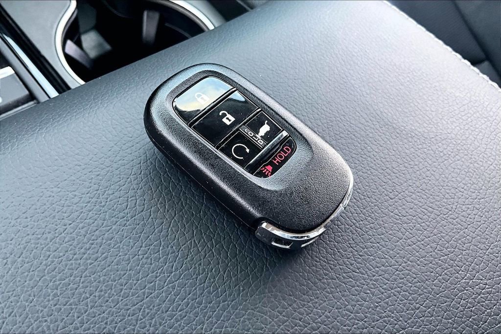 Certified 2023 Honda Pilot Elite image 35