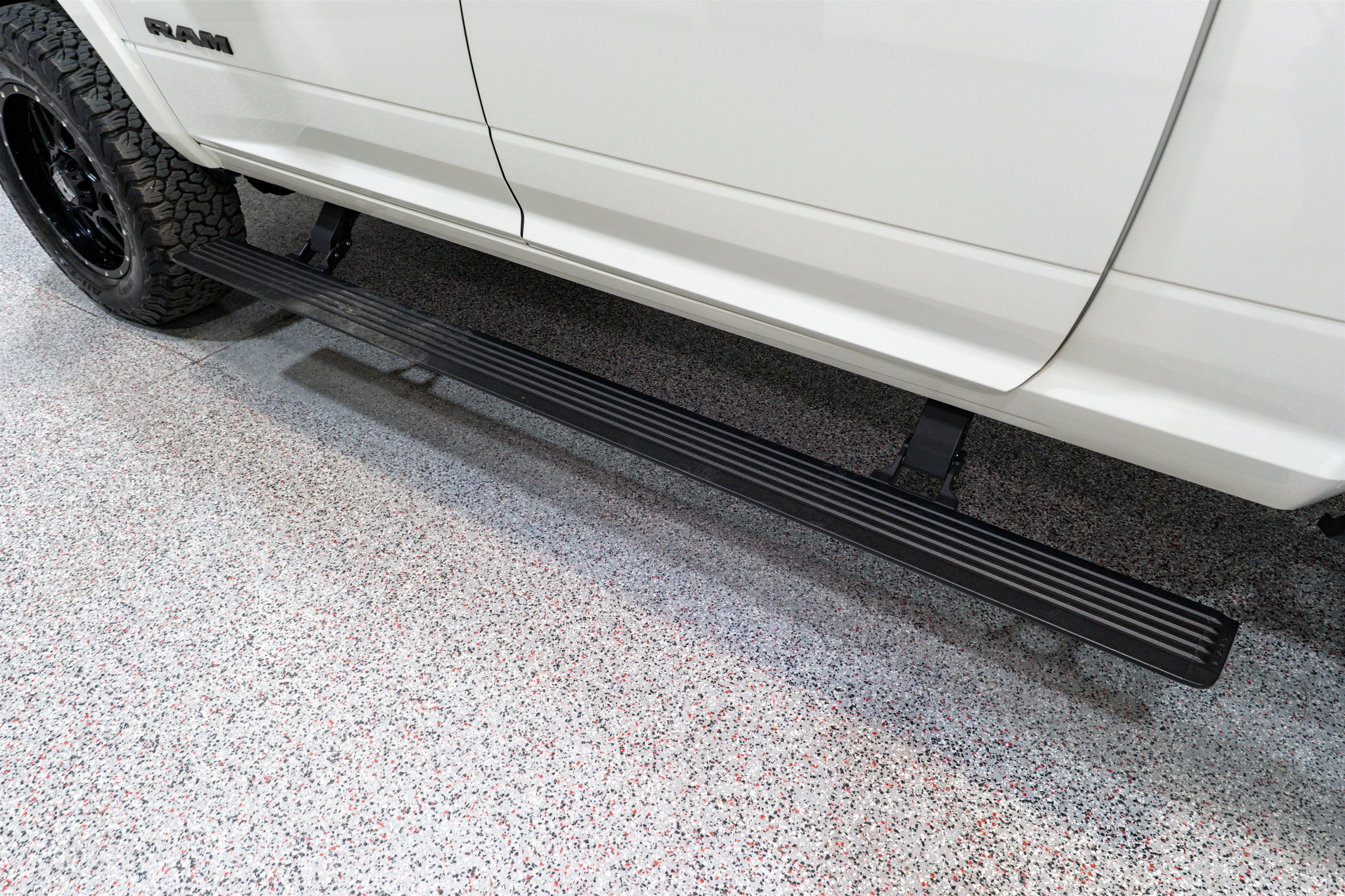 Used 2023 RAM 3500 Limited image 13