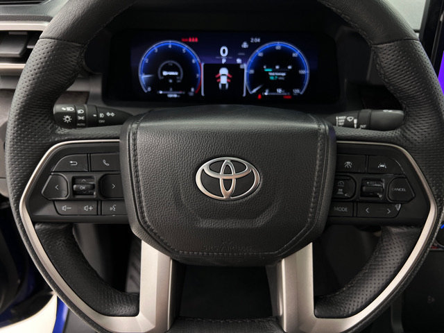 Used 2024 Toyota Tacoma Limited w/ Limited Package (LT) AWD/4WD image 16