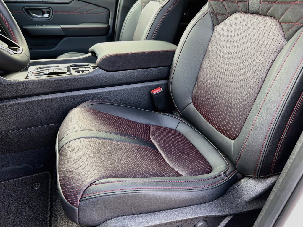 New 2026 Honda Pilot Black Edition image 14