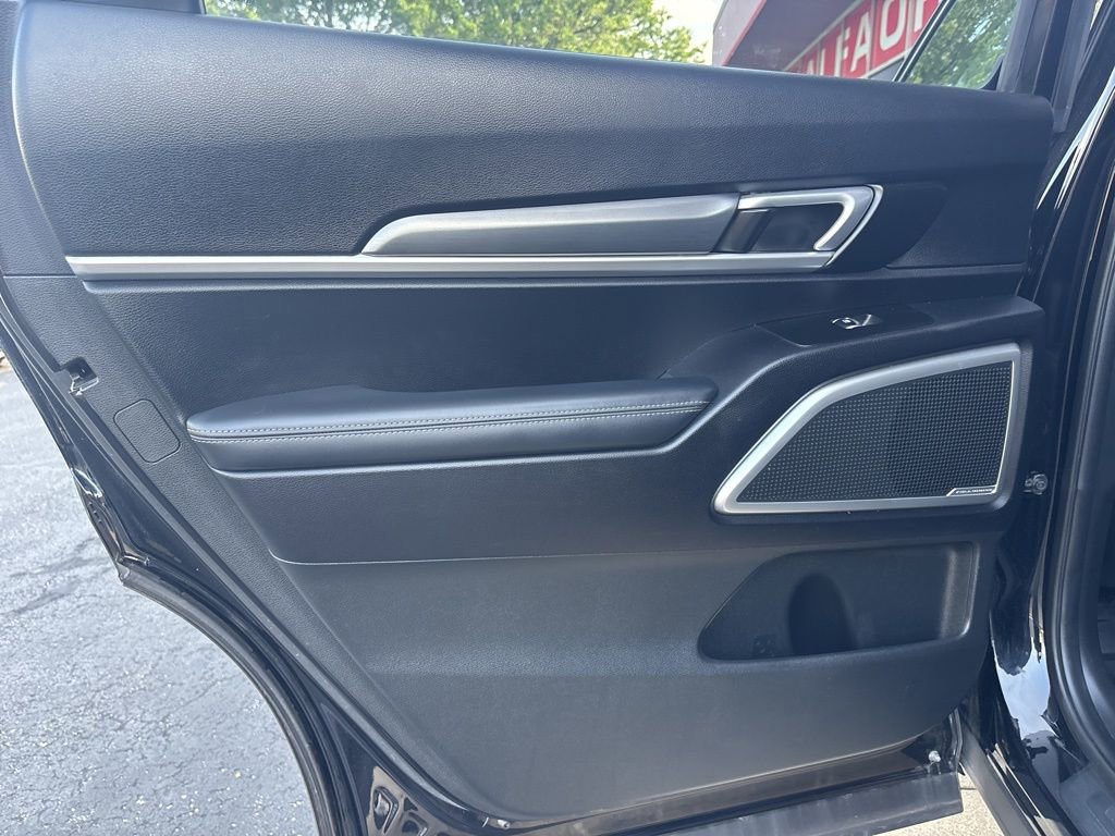 Used 2022 Kia Telluride S image 55