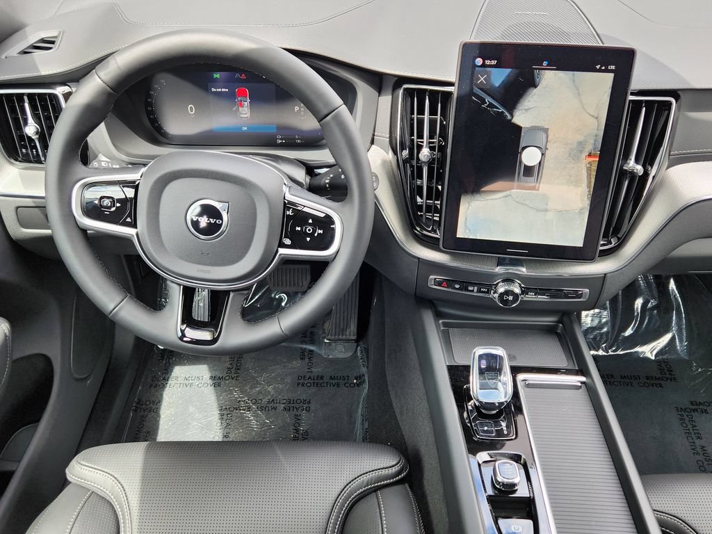 New 2026 Volvo XC60 T8 Ultra w/ Protection Package Premier AWD/4WD image 3