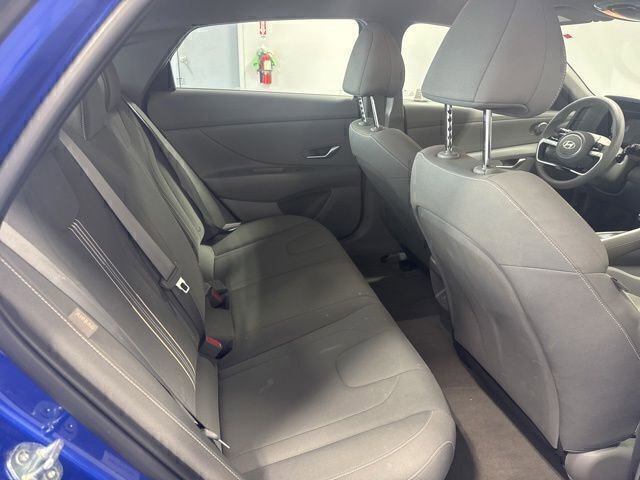 Used 2025 Hyundai Elantra Hybrid FWD image 22