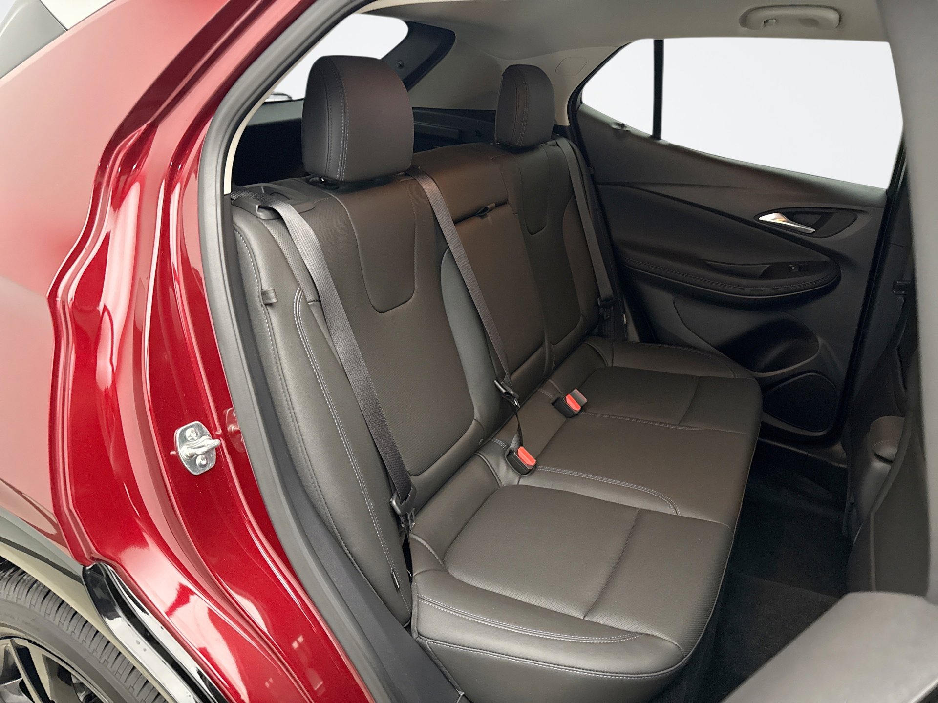 Used 2025 Buick Encore GX Sport Touring w/ Comfort Package image 17