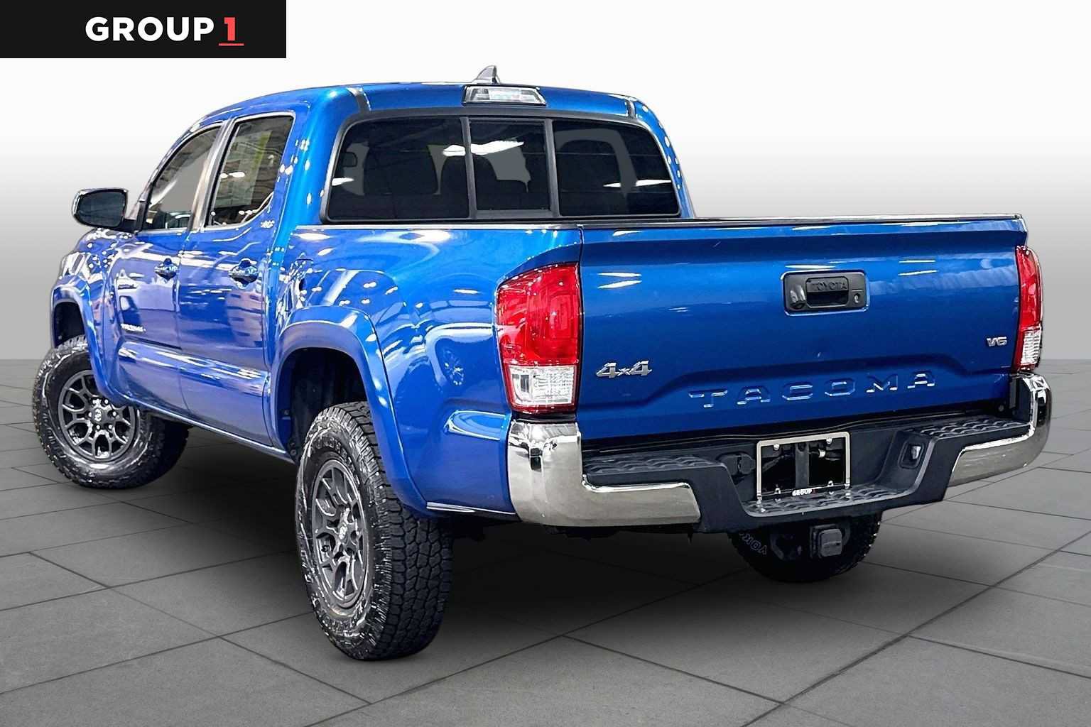 Certified 2017 Toyota Tacoma SR5 w/ Tow Package AWD/4WD image 12