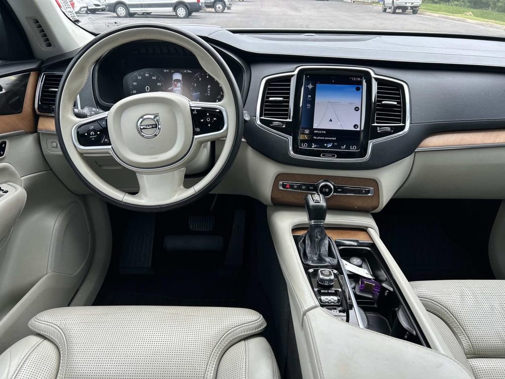 Used 2020 Volvo XC90 T6 Inscription AWD/4WD image 18