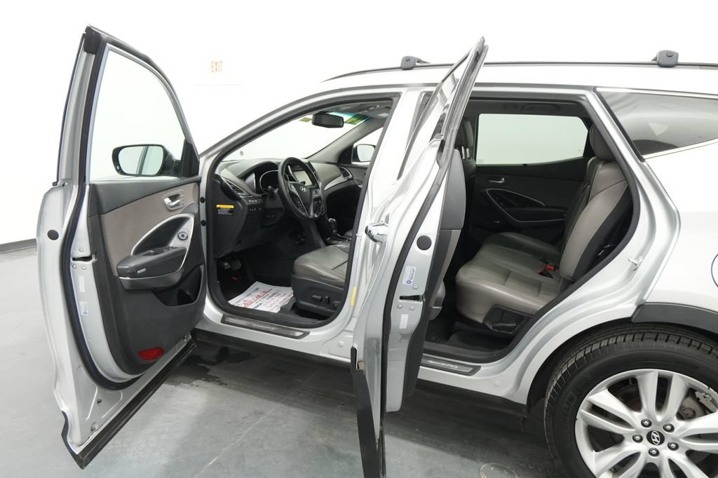 Used 2014 Hyundai Santa Fe Sport 2.0T w/ Technology Package 05 AWD/4WD image 25