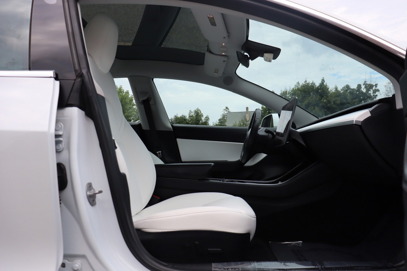 Used 2018 Tesla Model 3 Performance AWD/4WD image 22