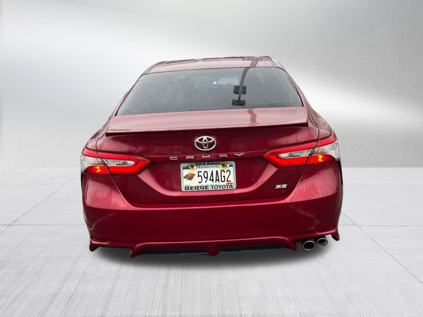 Used 2018 Toyota Camry SE FWD image 4