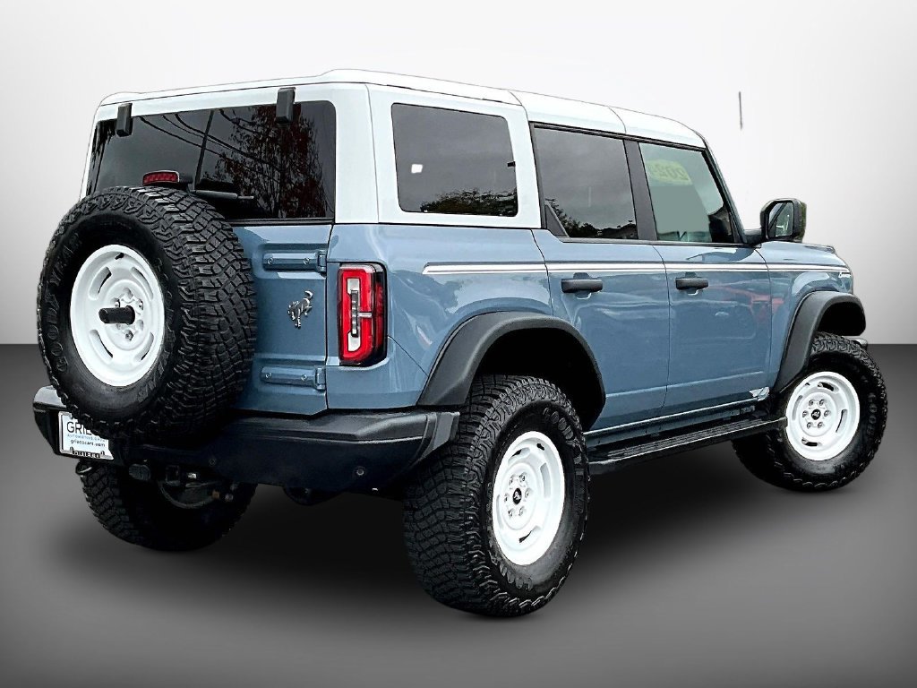 Used 2024 Ford Bronco Heritage Edition AWD/4WD image 7