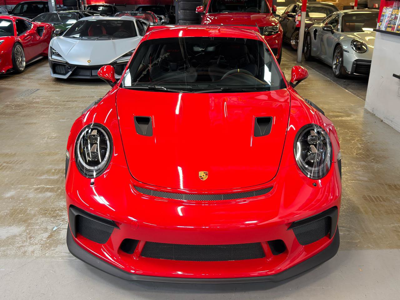 Used 2019 Porsche 911 GT3 RS RWD image 3