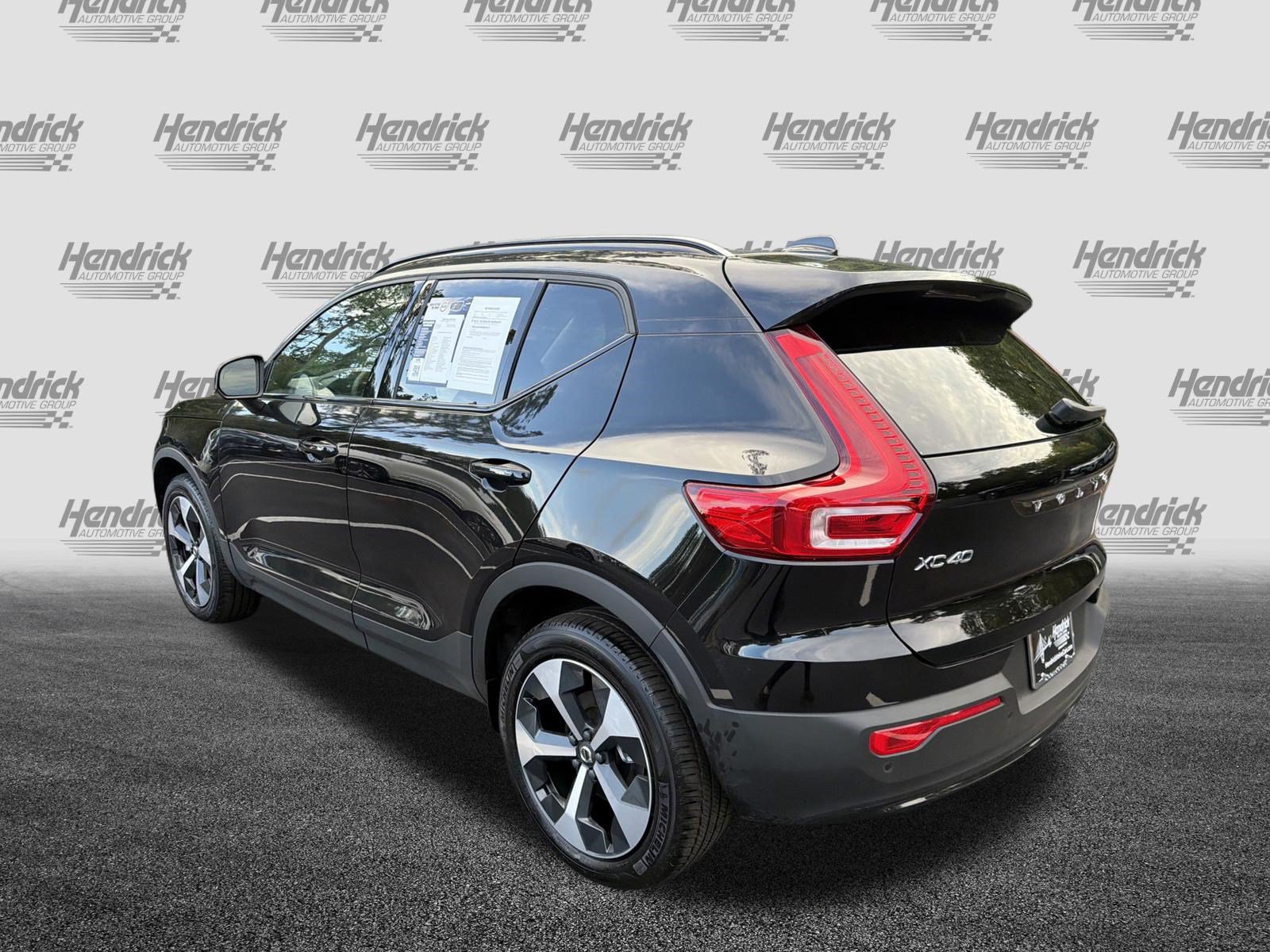 Certified 2026 Volvo XC40 B5 Plus AWD/4WD image 7