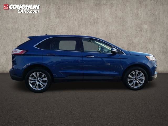 Used 2024 Ford Edge Titanium image 11