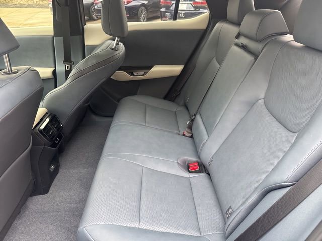 Certified 2025 Lexus RZ 450e 450e Premium w/ Technology Package image 30