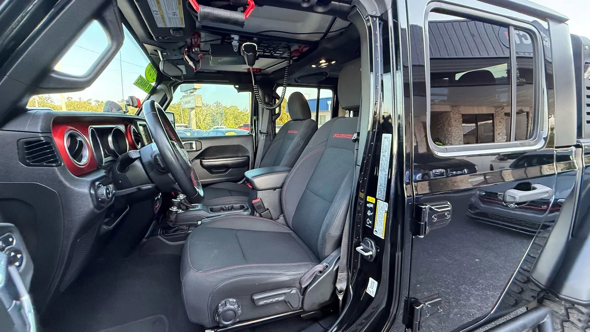 Used 2020 Jeep Gladiator Rubicon w/ Trailer Tow Package image 29