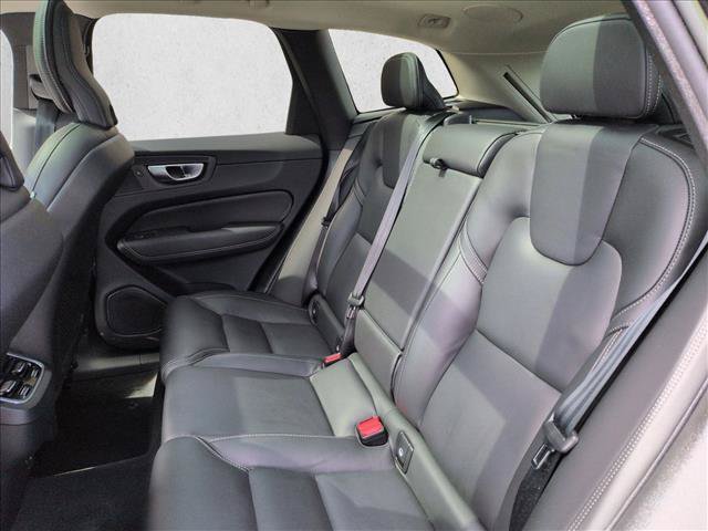 Used 2023 Volvo XC60 B6 Ultimate w/ Protection Package Premier AWD/4WD image 20