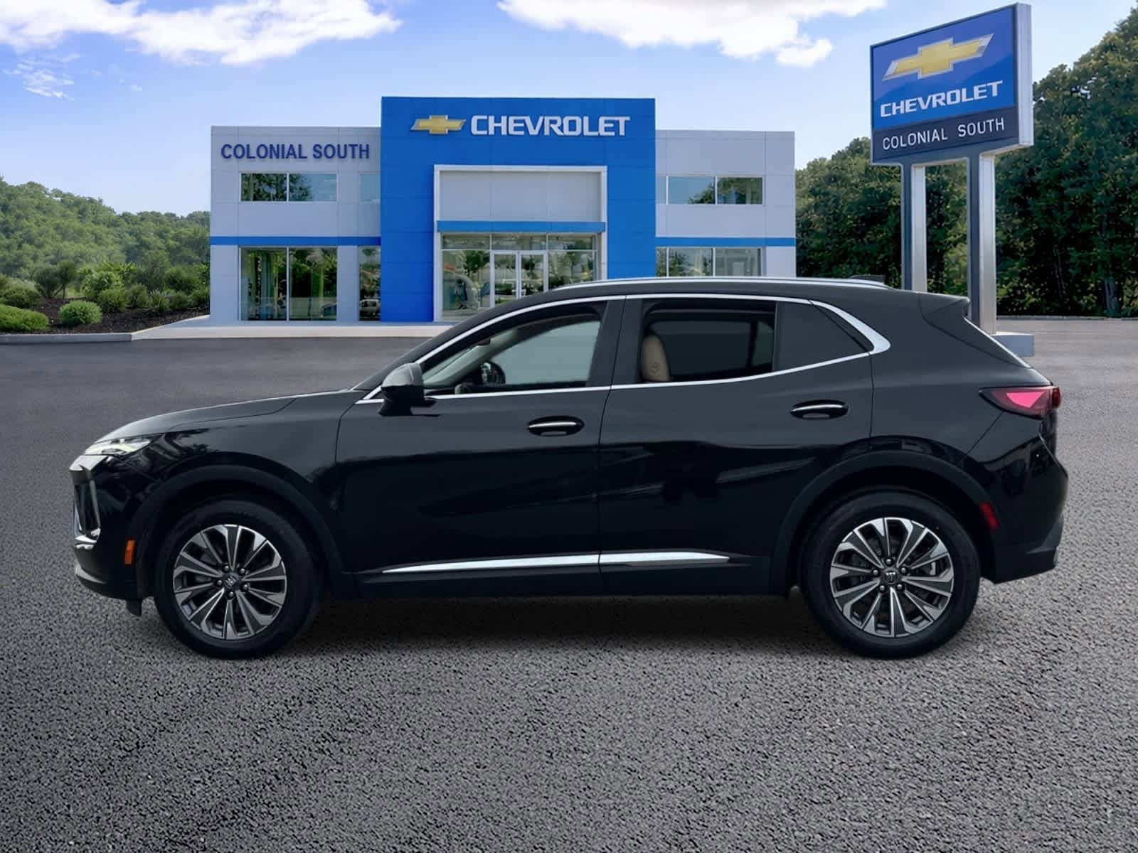 Certified 2024 Buick Envision Preferred AWD/4WD image 3
